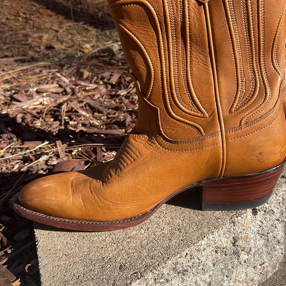 Tecovas - Picture 3 of 8